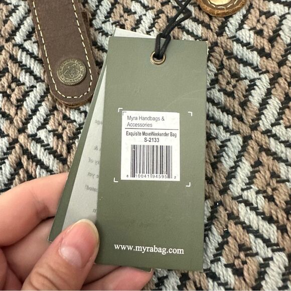 Myra Bag Handmade Exquisite Move Weekender Bag Upcycled NWT One Size - Picture 11 of 16